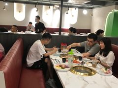 大堂-炙城·韩式烤肉(南京东路店)