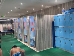 -小蓝鲸游泳培训基地(石景山店)