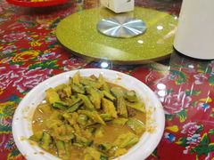 -闯关东东北农家菜(崂山石老人店)