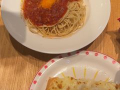 -菲滋意式餐厅(金华银泰城店)