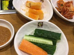 -喇喇排骨火锅·传统韩式脊骨汤(望京西园总店)