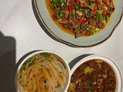 -三猫黑鱼花(南大店)