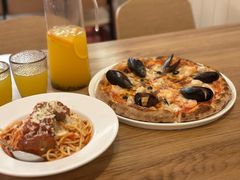 -城市大道红炉披萨烘焙坊