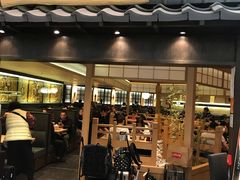 -东荟城名店仓
