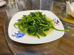 -缘来聚·徽菜名店(黄山宏村店)