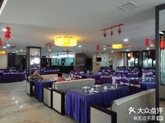 -温汤大酒店餐厅