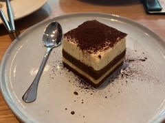 -必胜客(大宁路店)