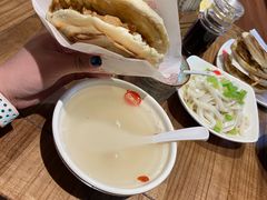 -子午路张记肉夹馍(兵马俑店)