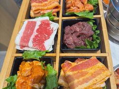 -韩国屋炭火烤肉(时代广场店)
