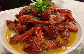 Garlic-Style Lobster Stir-Fry