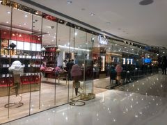 -VENCHI 闻绮(北京国贸商城店)