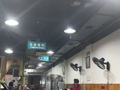 -老伯蟹脚店(朝阳路店)