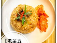 -阿姨来了月嫂服务中心(徐汇店)