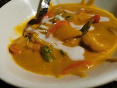 黄咖喱牛肉-食肆&Fourteen(武林夜市店)