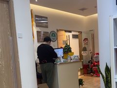 -猴有戏教育戏剧·音乐剧·主持口才·演讲朗诵辩论(环球港华师大校区)