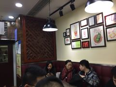 大堂-阿坤传统手工小吃(沙坪坝店)