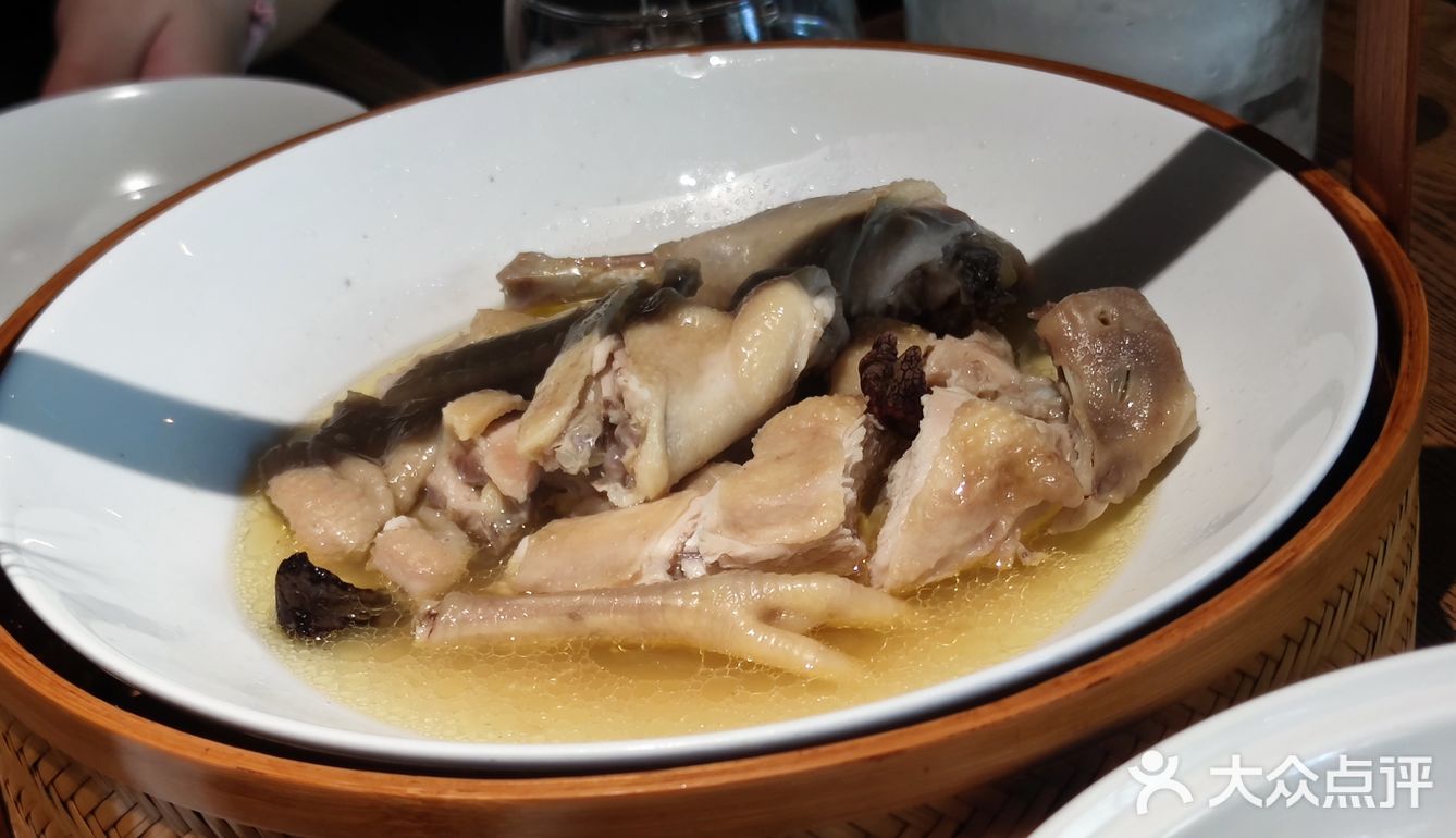 广州探店/ 一场藏在稻田里的美食盛宴