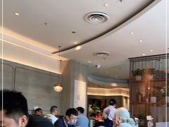 -必胜客(松雷店)