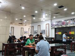 -牛一嘴·兰州牛肉面·大盘鸡(财富中心店)