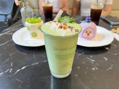 牛油果奶昔-朱迪小铺.半糖奶油蛋糕(海汇港店)