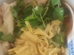 -笑来喜馄饨小笼工坊店(湖滨街店)
