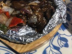 铁板牛仔骨-卢大鲜鱼头捞饭(美利广场店)