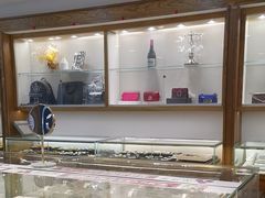 -品真阁华夏典当行(四通桥店)