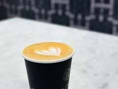 -HOT CRUSH趁热集合·现烤面包(环球港店)