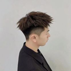 -朗峰专业美发沙龙