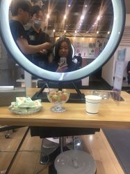 -FRIDAY星期五专业美发沙龙