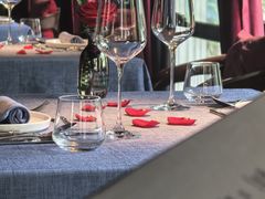 -弦月窗LUNETTE BY AMANDA(复兴路店)