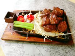 -穹六人间 people 6(岳阳路店)