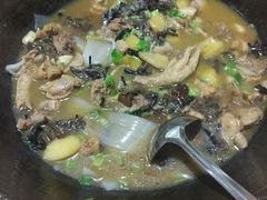 -柴火东北铁锅炖(鲁班店)