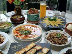 -怡得饭庄·30年老店·宋大妈昆明菜