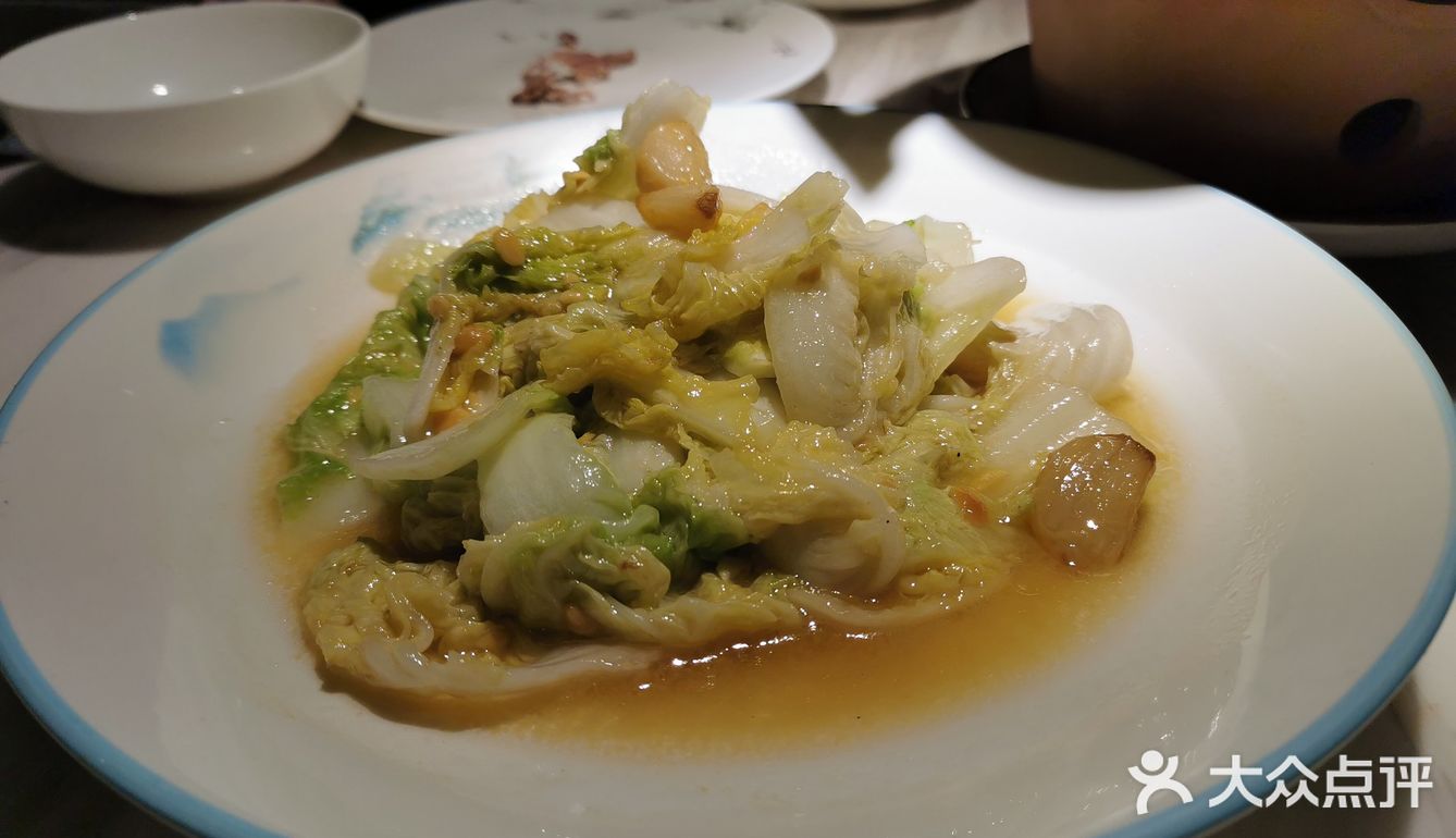 娃娃菜很好吃哦 推荐推荐 肥肠很下饭