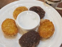 双色炸糕-九十九顶毡房(阜石路店)