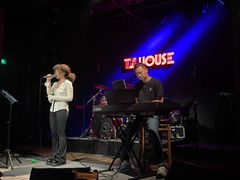 -TZ House音乐现场(茅台店)