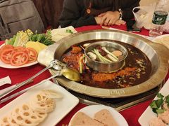 -山城年华老火锅(玉林店)