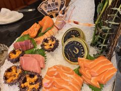 -半岛翡丽海鲜自助餐厅(观风亭店)