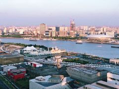 -瑞幸咖啡(平安滨江金融中心店)