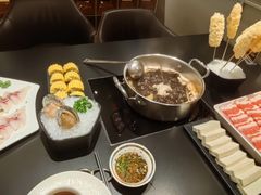 -鲜入唯煮·港式海鲜牛肉火锅(金宝街店)