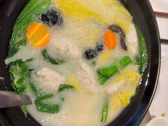 浓汤鱼滑杂菜煲-金苑海鲜酒家(来魅力店)