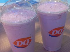 草莓奶昔-DQ·蛋糕·冰淇淋(城南嘉园店)