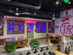大堂-马路牙子地桌烤肉(工体店)
