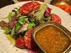 -草家酱蟹炭火烤肉店(珲春南路一店)