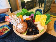 -湊湊火锅·茶憩(上海合生汇店)