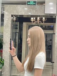 -HAIR HERE造型