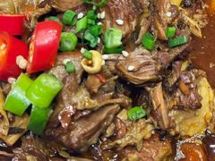 老火炖牛腩-甜阿姨·天台花园私房菜(万松园店)