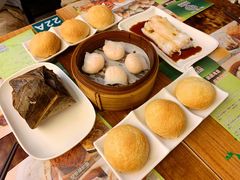 酥皮焗叉烧包-添好运点心专门店(深水埗店)