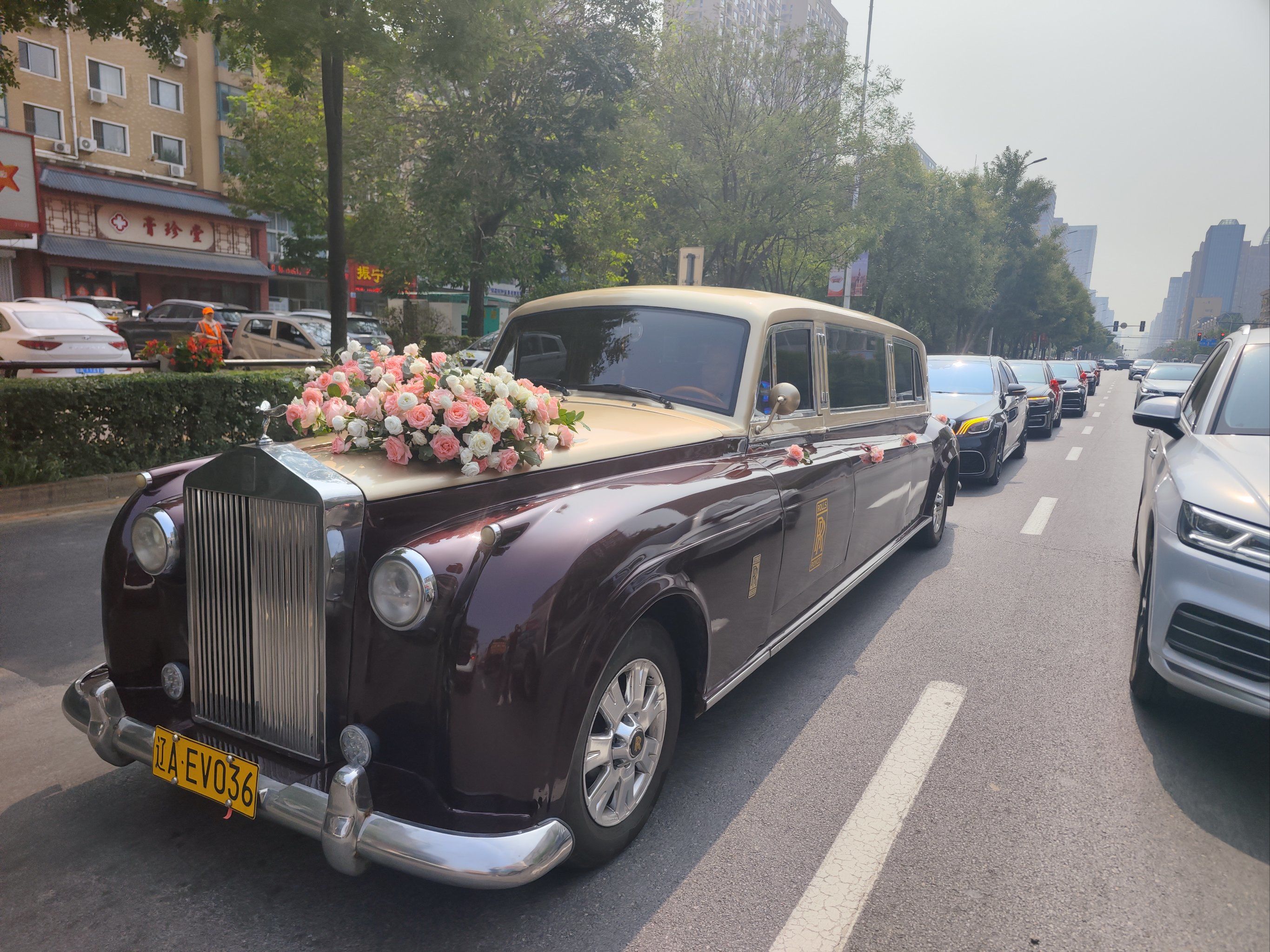 沈阳华润婚车劳斯莱斯头车